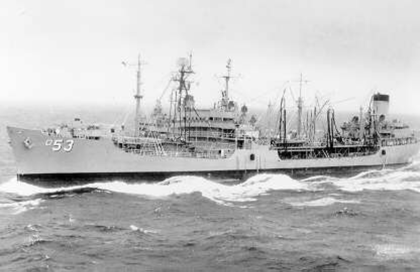 USS CALIENTE WITH OLD RIGGING AND FULL ARMAMENT